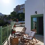 Thetidas - Panoramic Village View Apérion