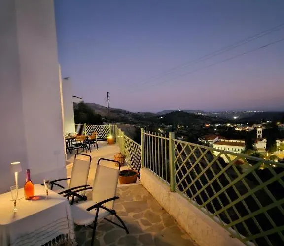 Thetidas - Panoramic Village View Apérion